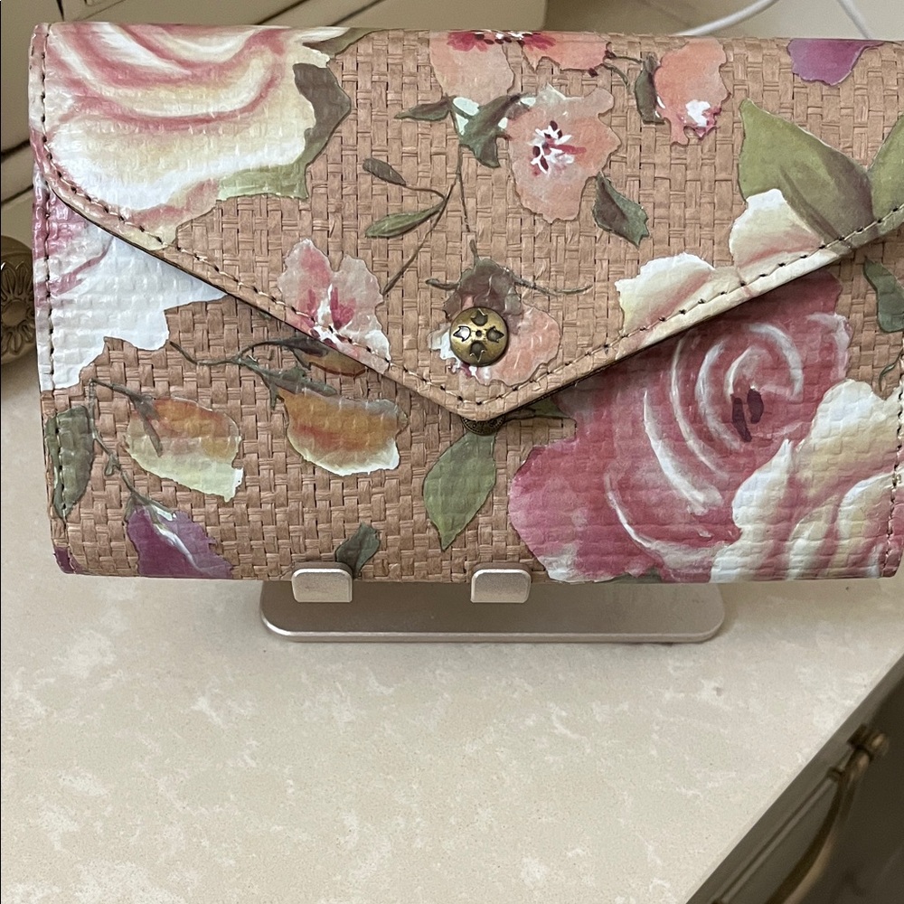Patricia Nash Pink Floral Woven Clutch! It’s a true wallet! Never been used!